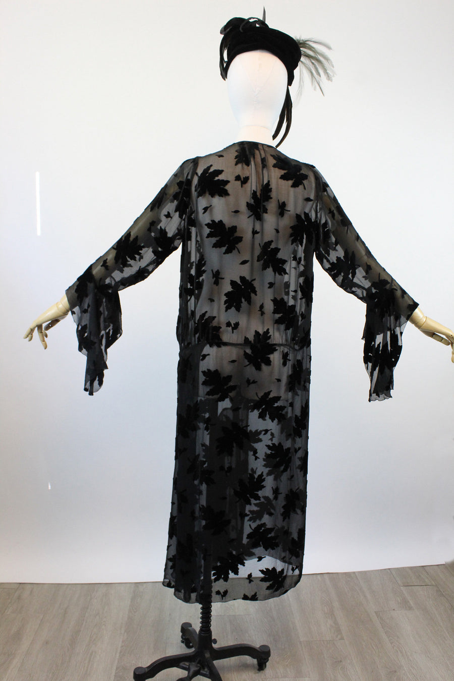 1920s TRUMPET SLEEVES burnout velvet dress large xl volup | new spring OC