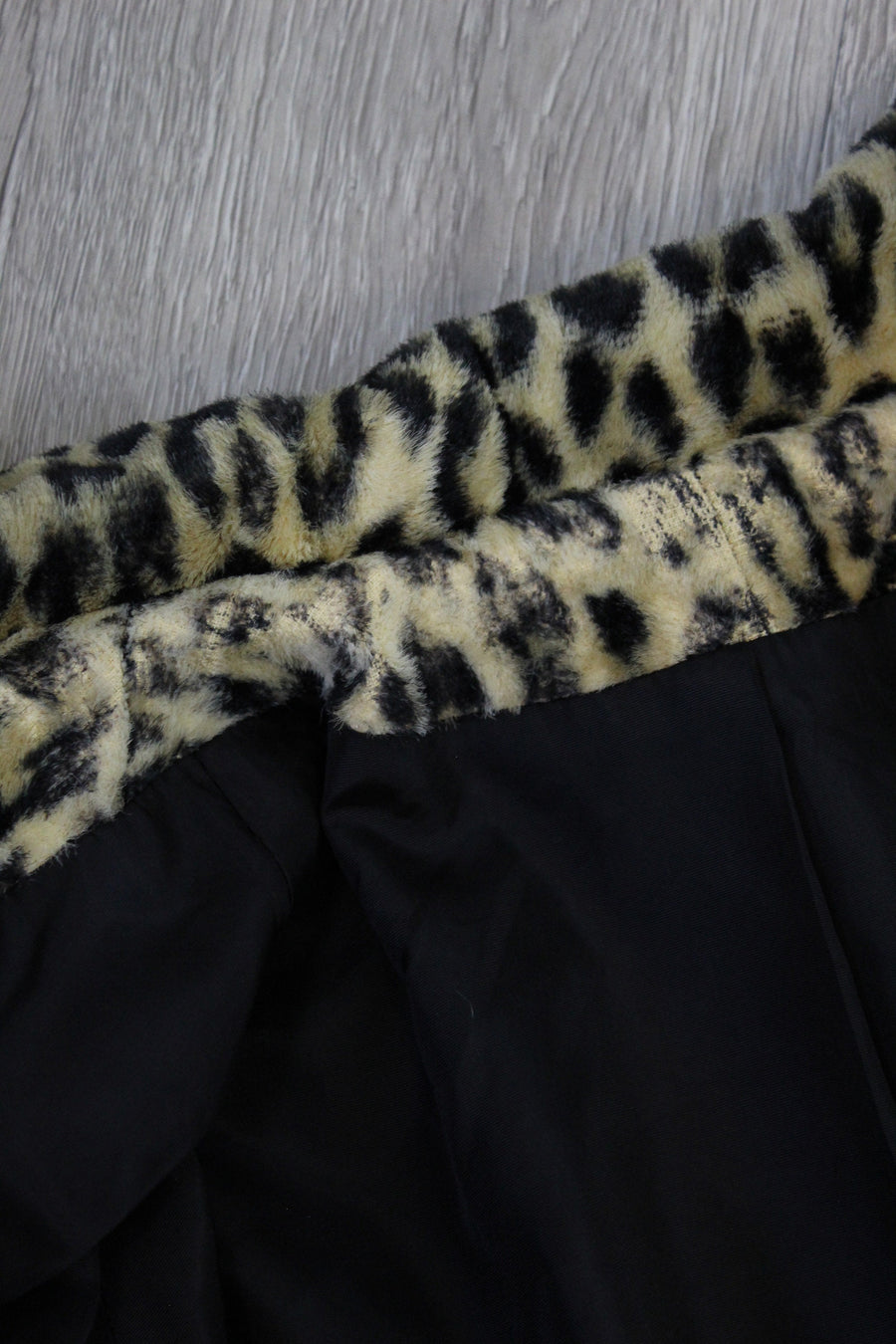 1960s LEOPARD faux fur CAPE small medium | new winter