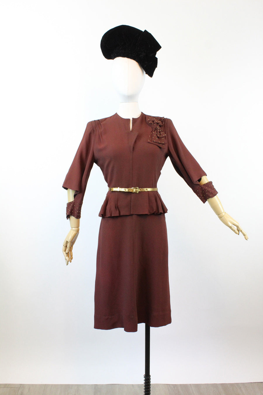 1940s GOLD studded OPEN sleeve rayon dress small | new winter