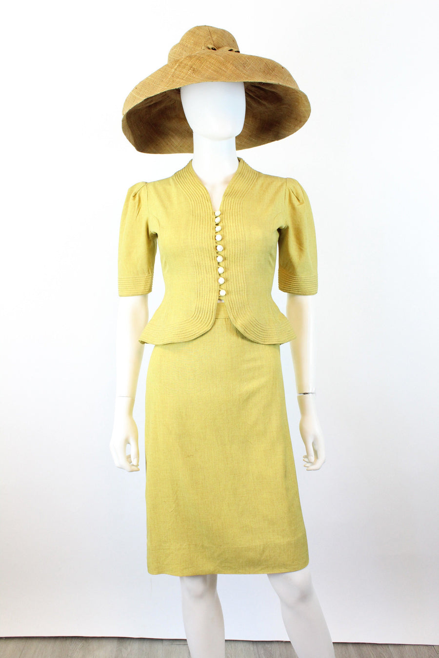 1940s CHARTREUSE linen set suit xxs | new spring
