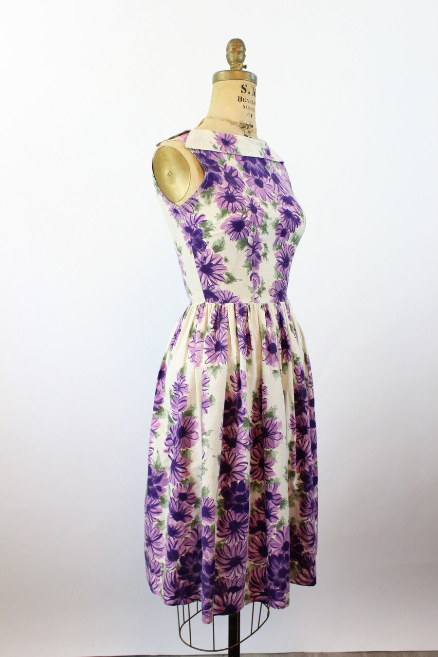 1950s PURPLE floral COTTON print dress xs | new summer