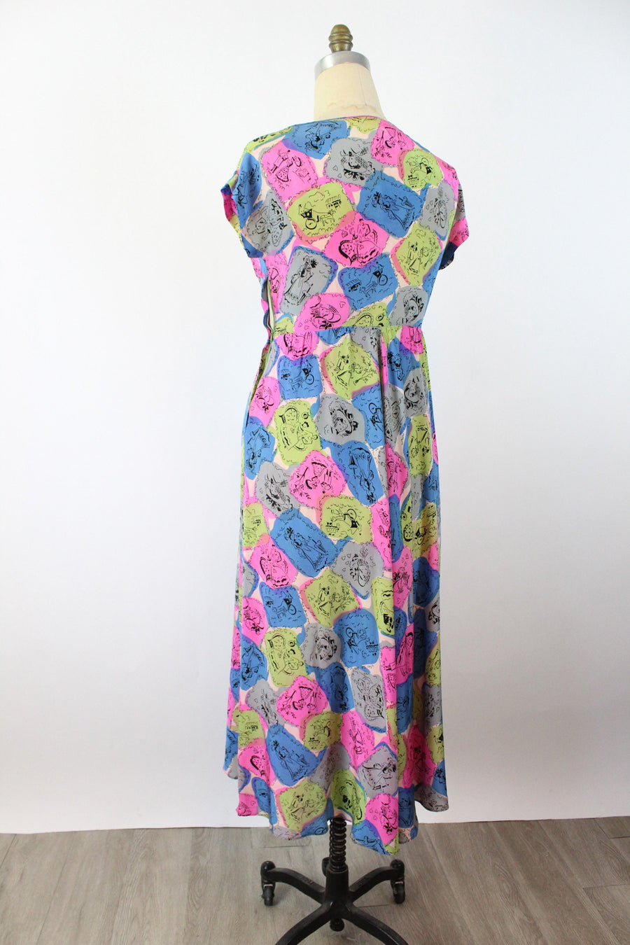1940s women NOVELTY PRINT rayon gown dress medium | new summer