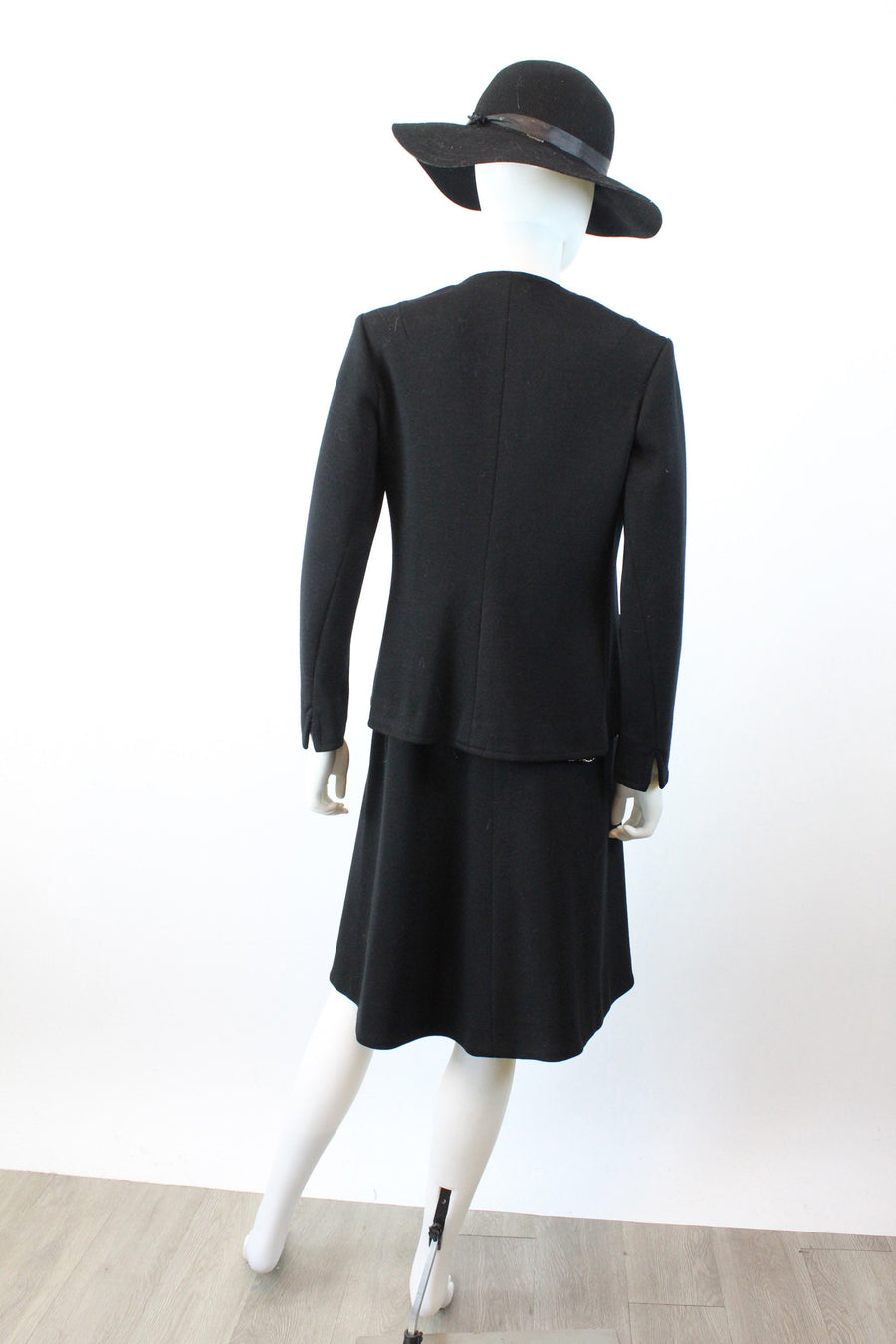 1970s HALSTON SUIT wrap skirt and jacket xs | new winter