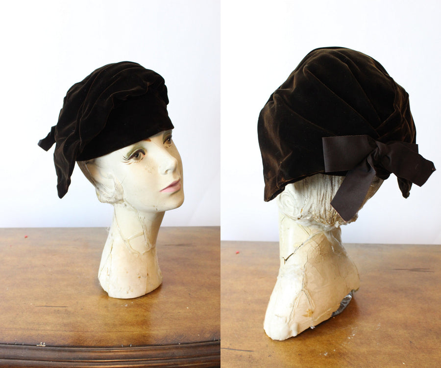 1950s does 1920s VELVET cloche hat | new fall