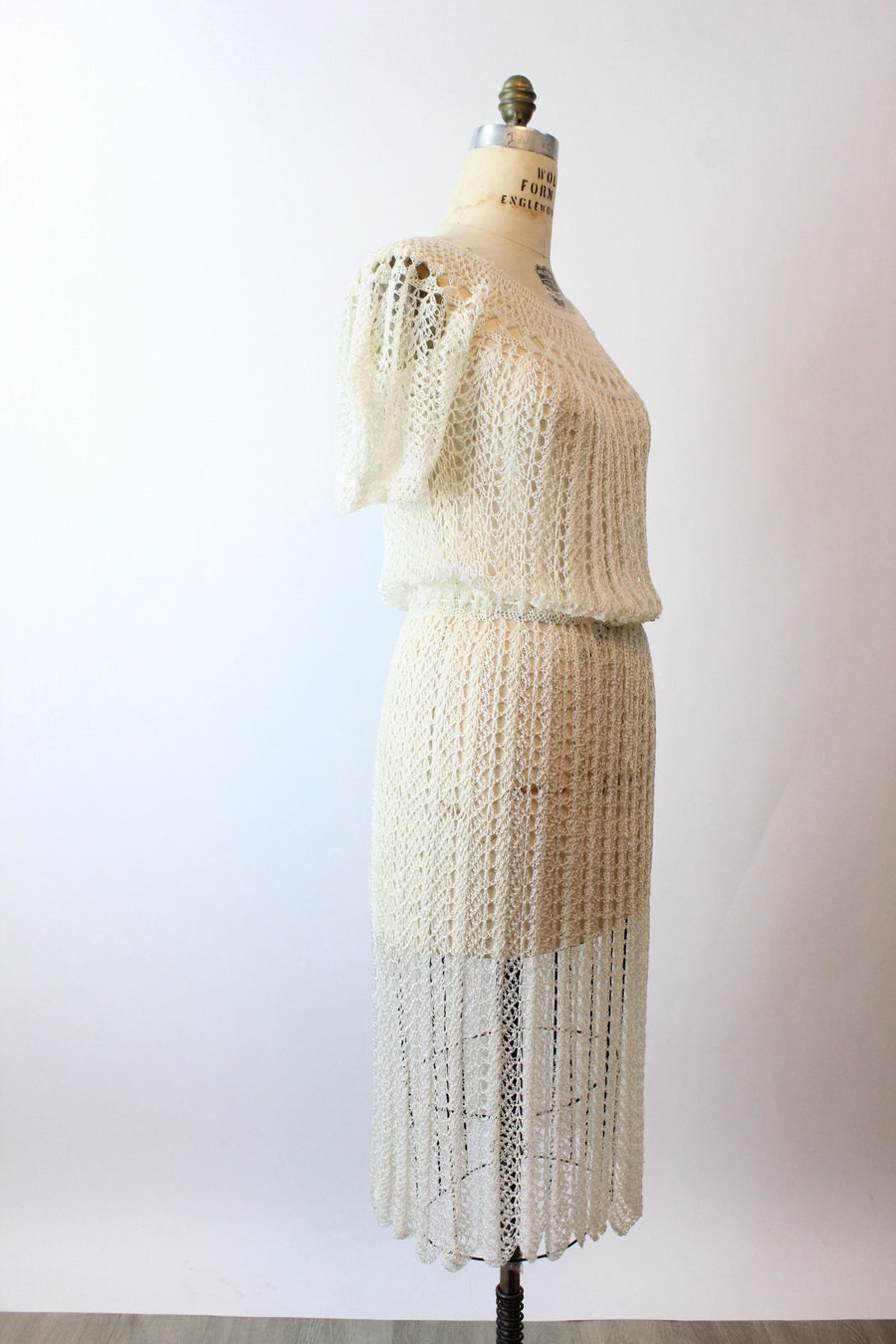 1930s RAYON knit dress PUFF SLEEVES medium large | new winter