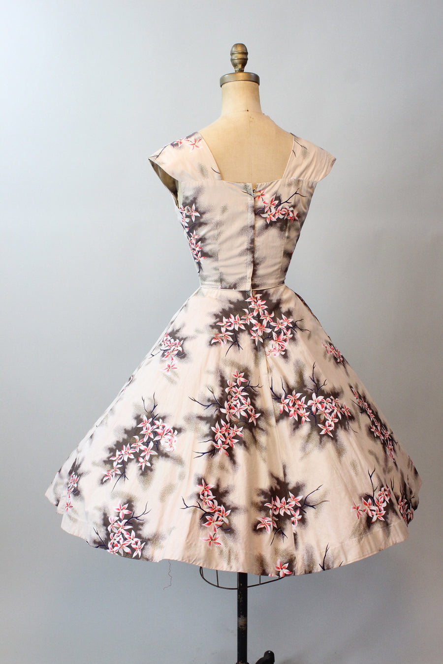 1950s PARADISE HAWAII pikake flower cotton dress xs | new spring