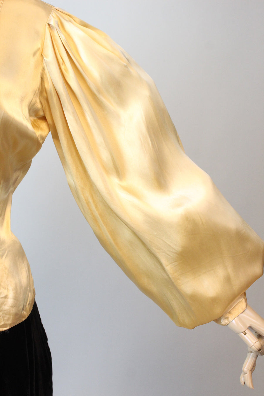 1930s HUGE BISHOP sleeves liquid silk blouse small | new spring