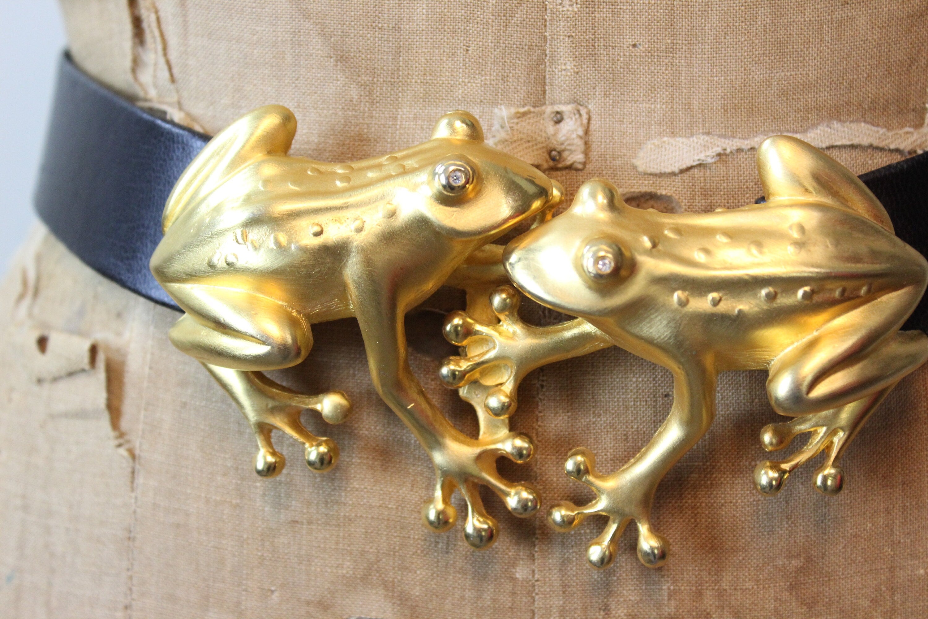 1990s 1993 Doreen RYAN signed KISSING FROGS belt all sizes  display picture 2