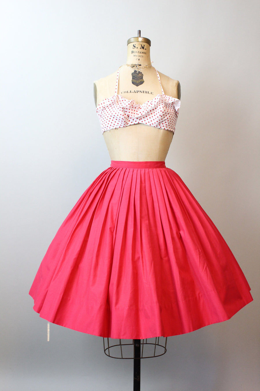 1950s ALEX COLMAN red cotton skirt small | new spring