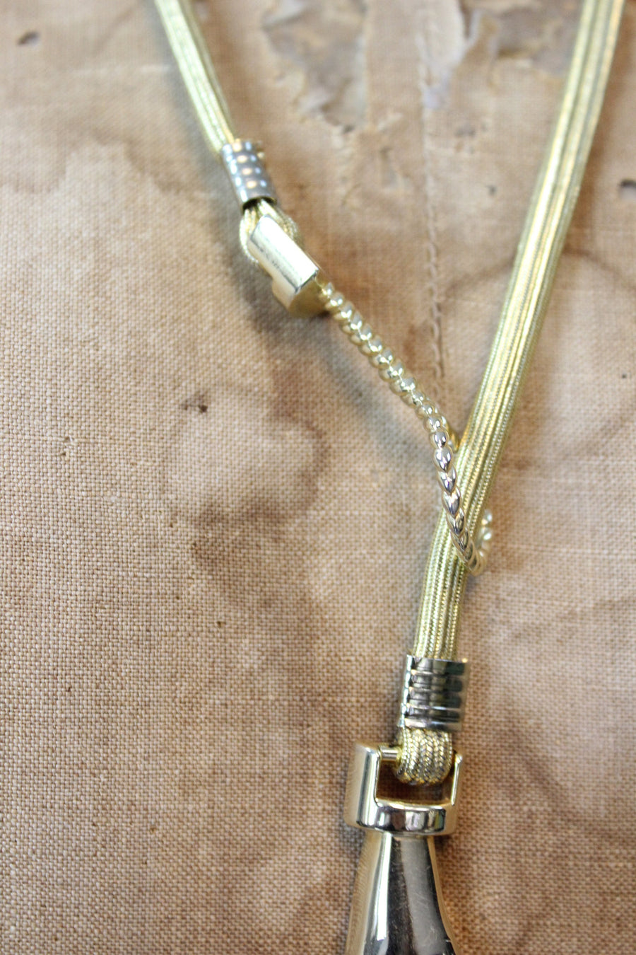 1980s gold HAND and LASSO belt necklace | new fall