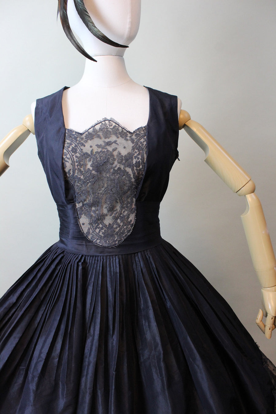 1950s Seymour Jacobson SILK chantilly lace dress xs | new fall