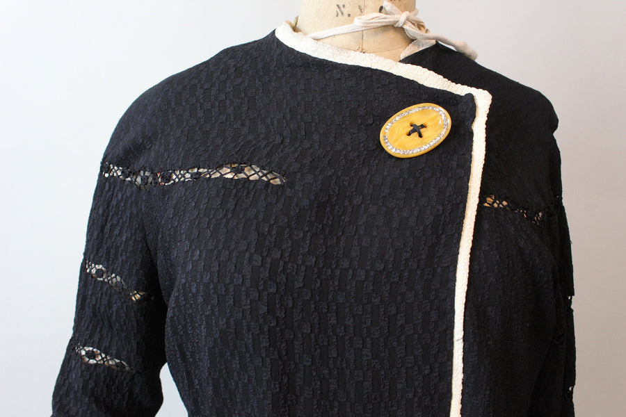 1920s 1930s SPIDERWEB open bakelite button dress medium | new fall
