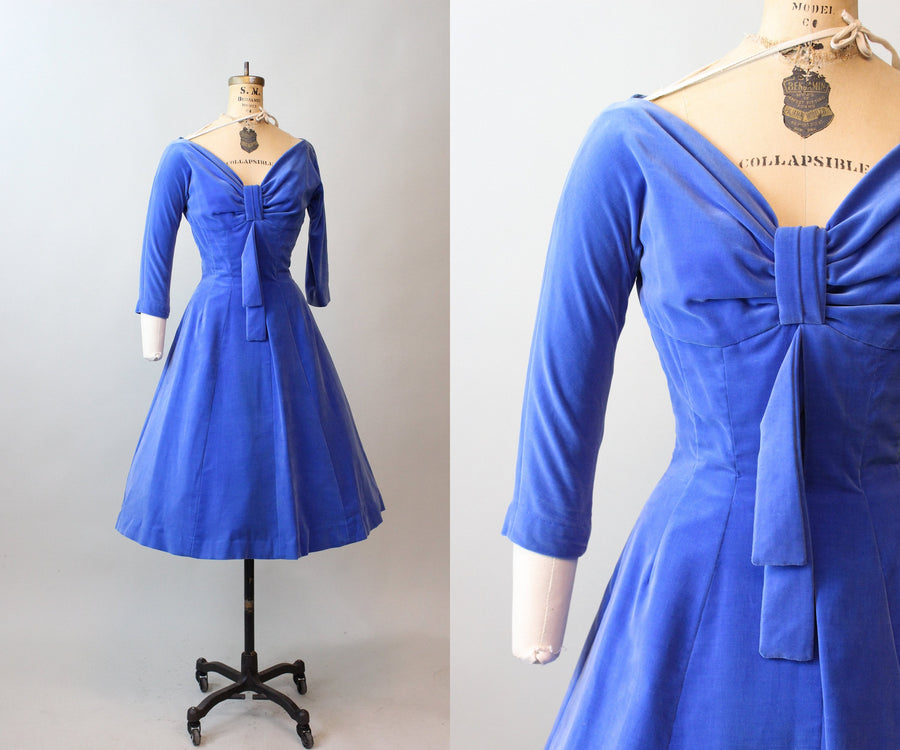 1950s SUZY PERETTE blue VELVET dress xs | new fall