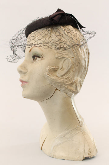1950s feather tilt hat vintage fascinator veil | new fall