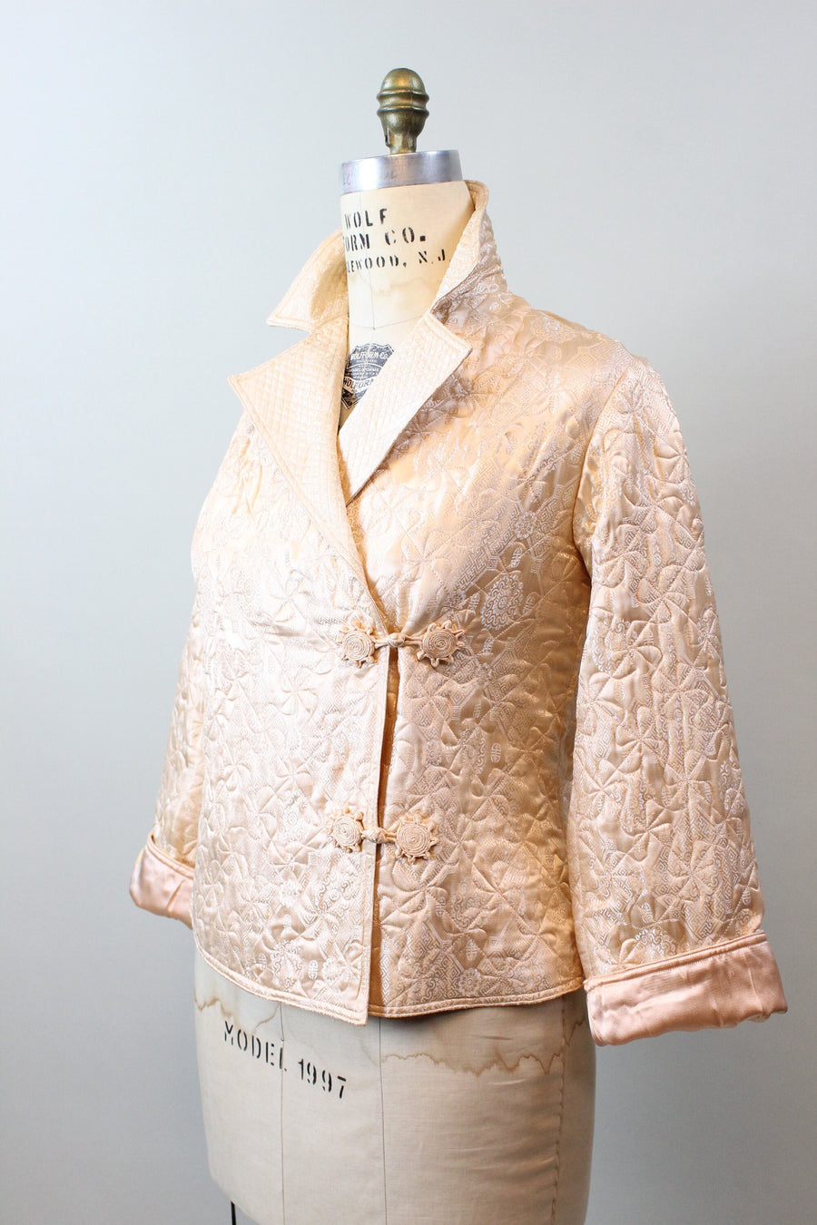 1940s ASIAN QUILTED bed jacket lingerie medium | new winter