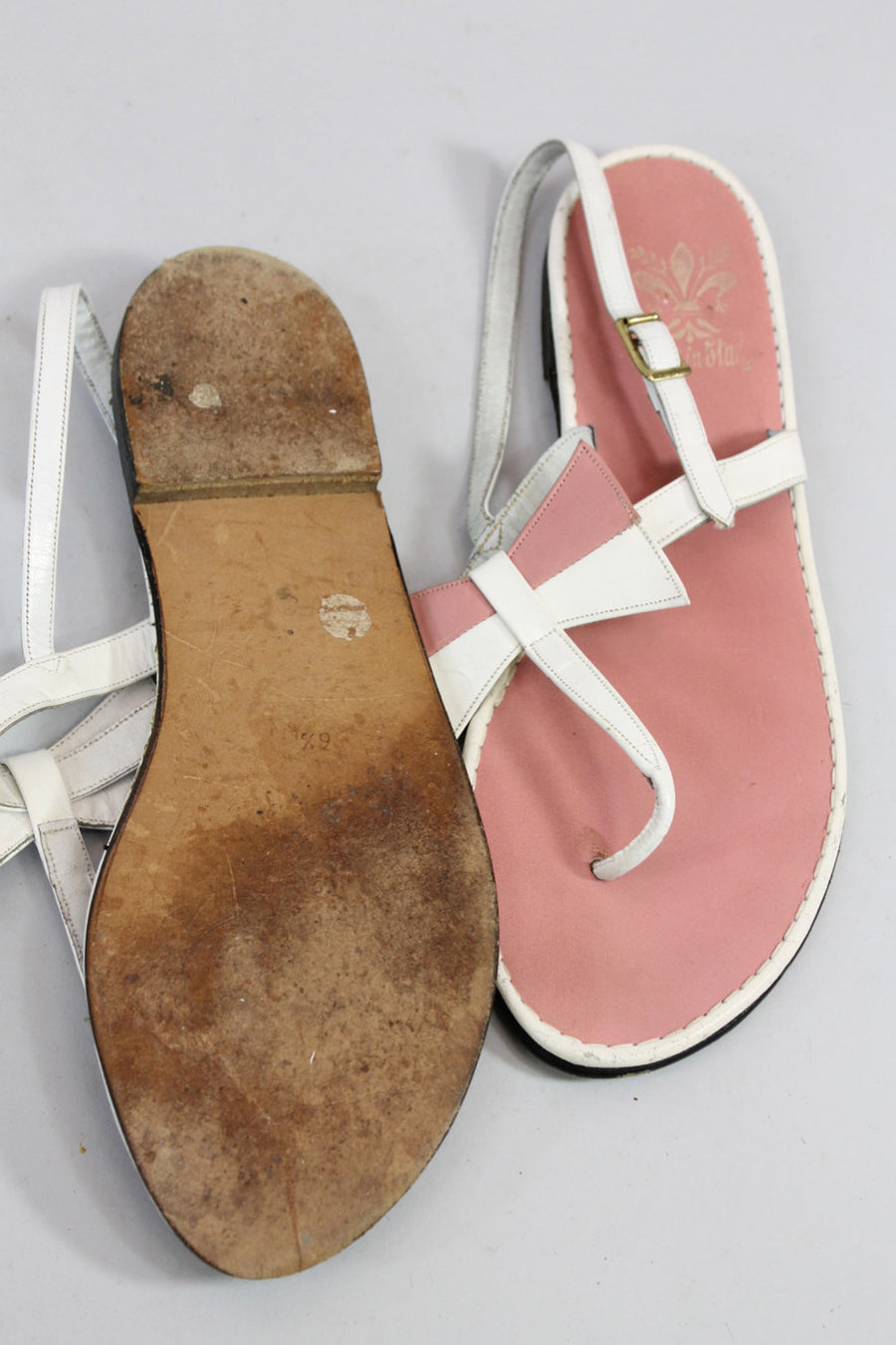 1970s Italian bow sandals | vintage pink white flats | size 6.5 us